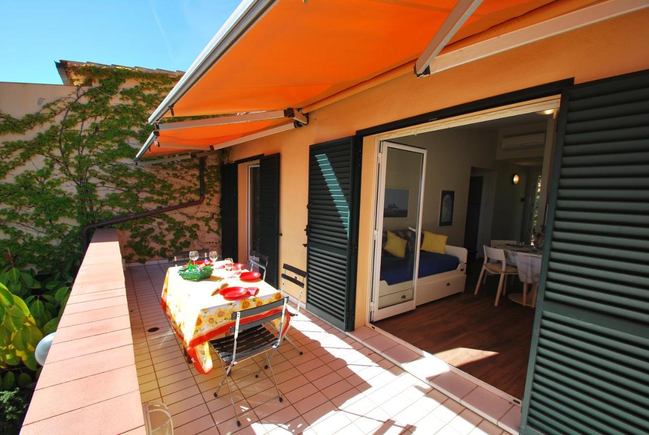 Grotta Azzurra Apartment - Cavoli - Terrazza Vista Mare, Clima E Parcheggio San Piero in Campo  Eksteriør bilde