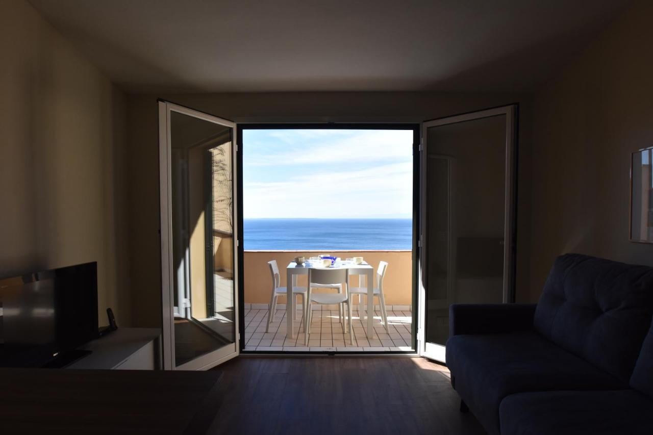 Grotta Azzurra Apartment - Cavoli - Terrazza Vista Mare, Clima E Parcheggio San Piero in Campo  Eksteriør bilde
